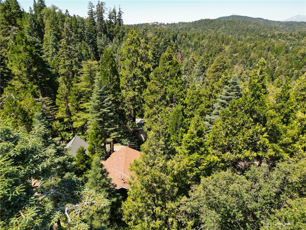 583 W Victoria Court