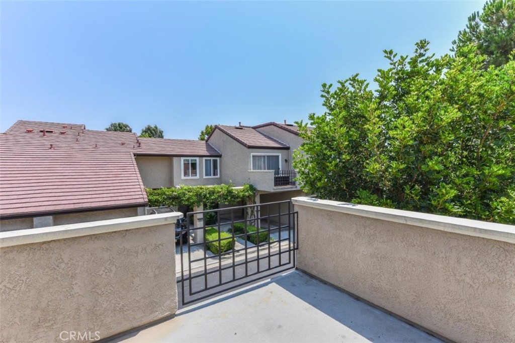 375 Stanford Court 9
