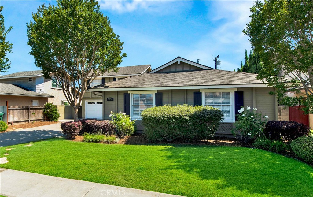 9594 Mariposa Avenue