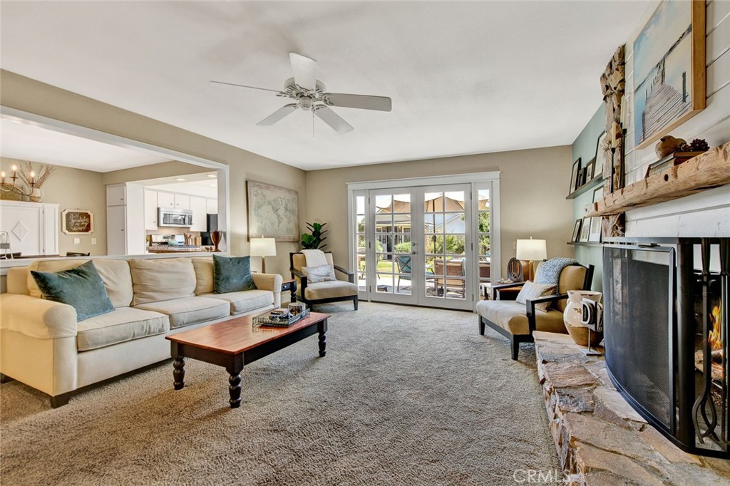 9594 Mariposa Avenue