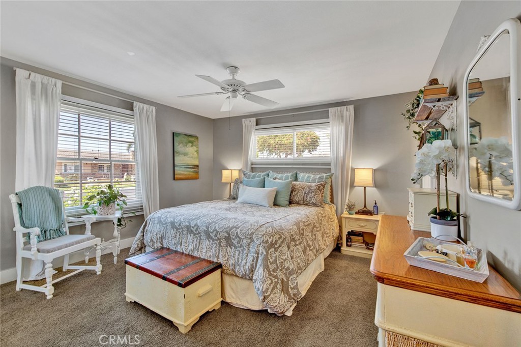 9594 Mariposa Avenue