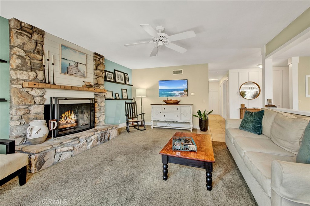 9594 Mariposa Avenue