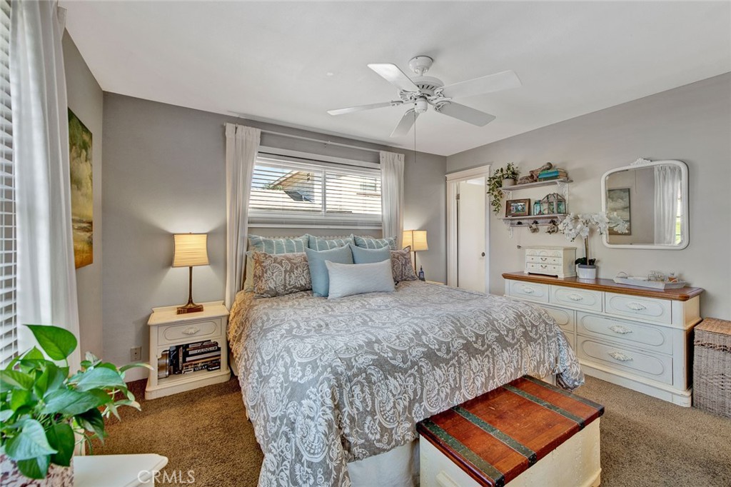 9594 Mariposa Avenue