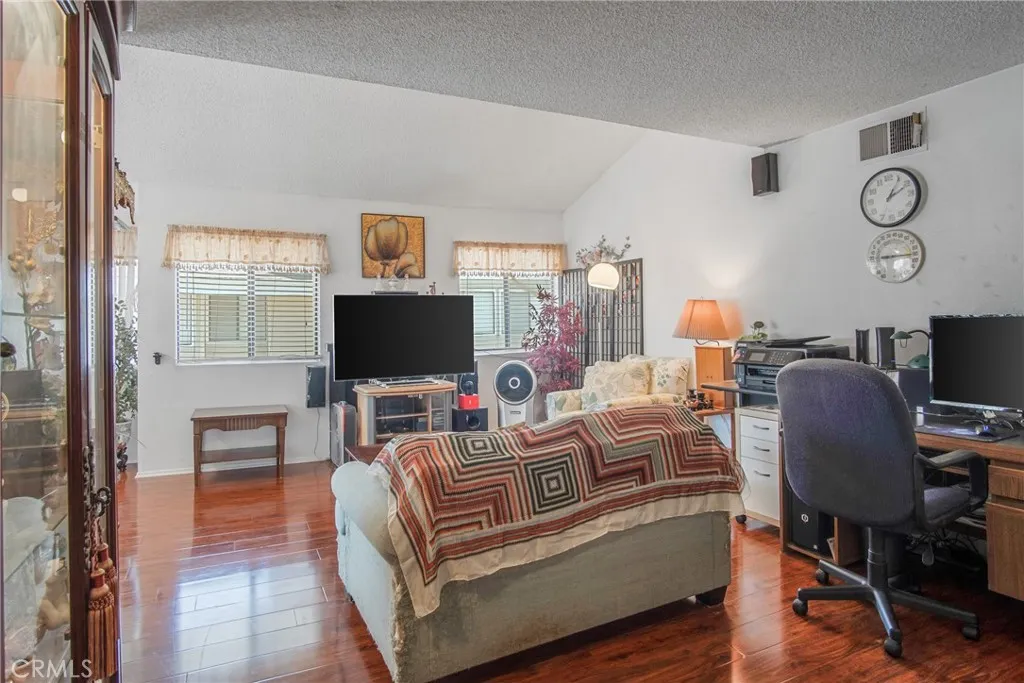 9938 Sepulveda Boulevard # 7