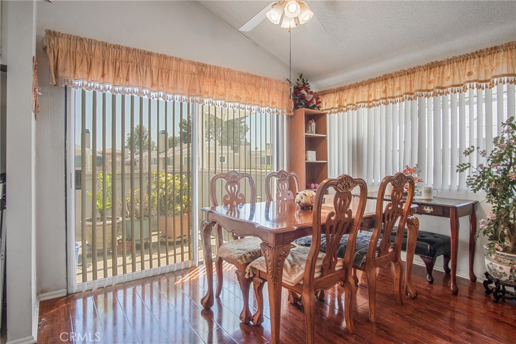 9938 Sepulveda Boulevard 7