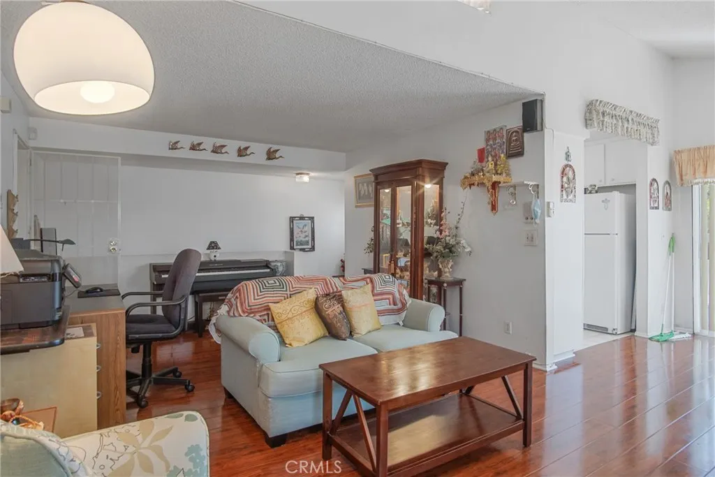 9938 Sepulveda Boulevard # 7