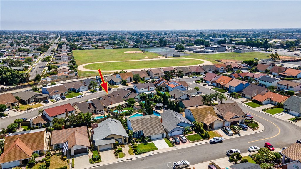 5751 Vinevale Circle