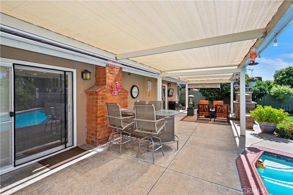 5751 Vinevale Circle