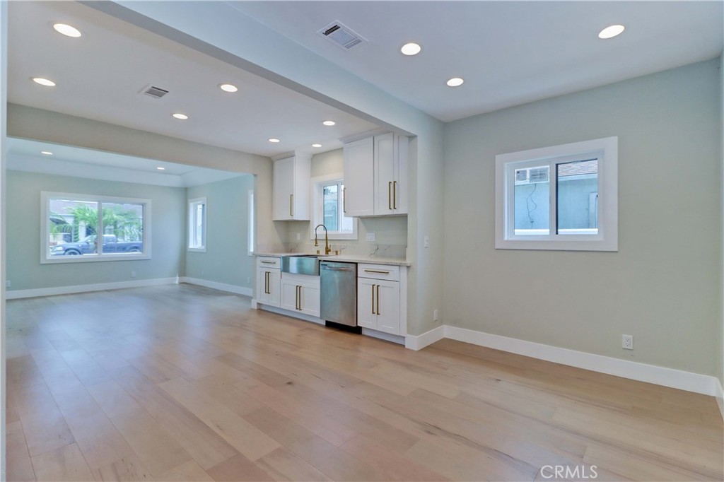 316 Beverly Place