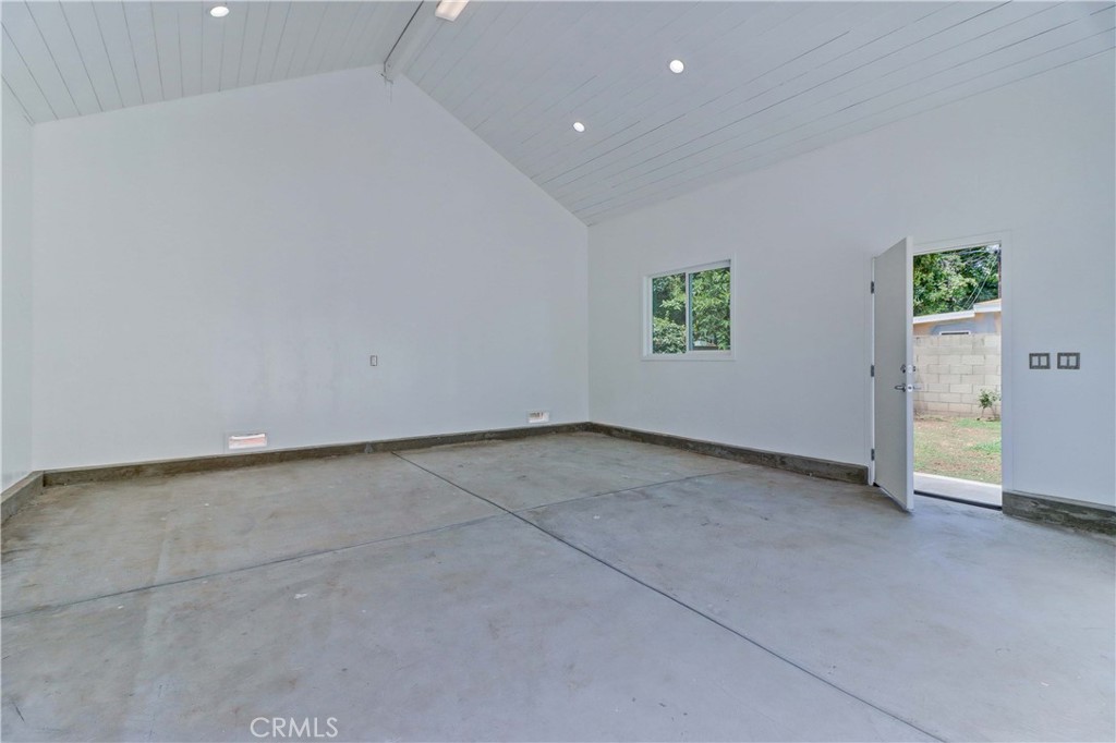 316 Beverly Place