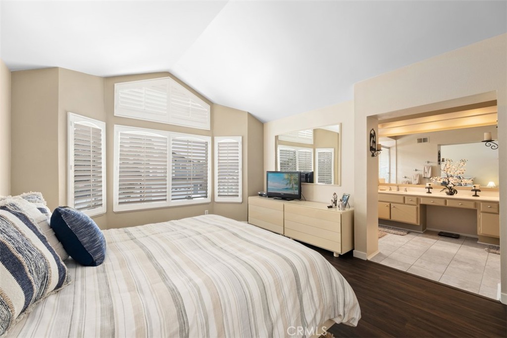 16527 Pear Blossom Court