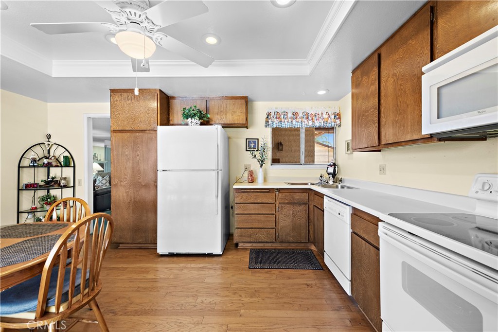 27922 Foxfire Street