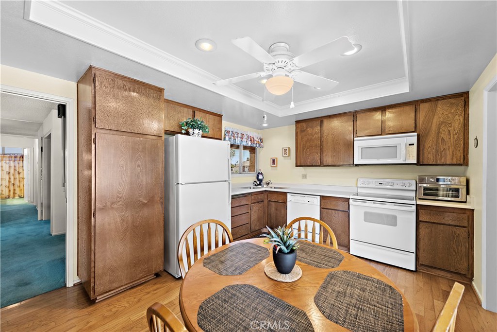 27922 Foxfire Street