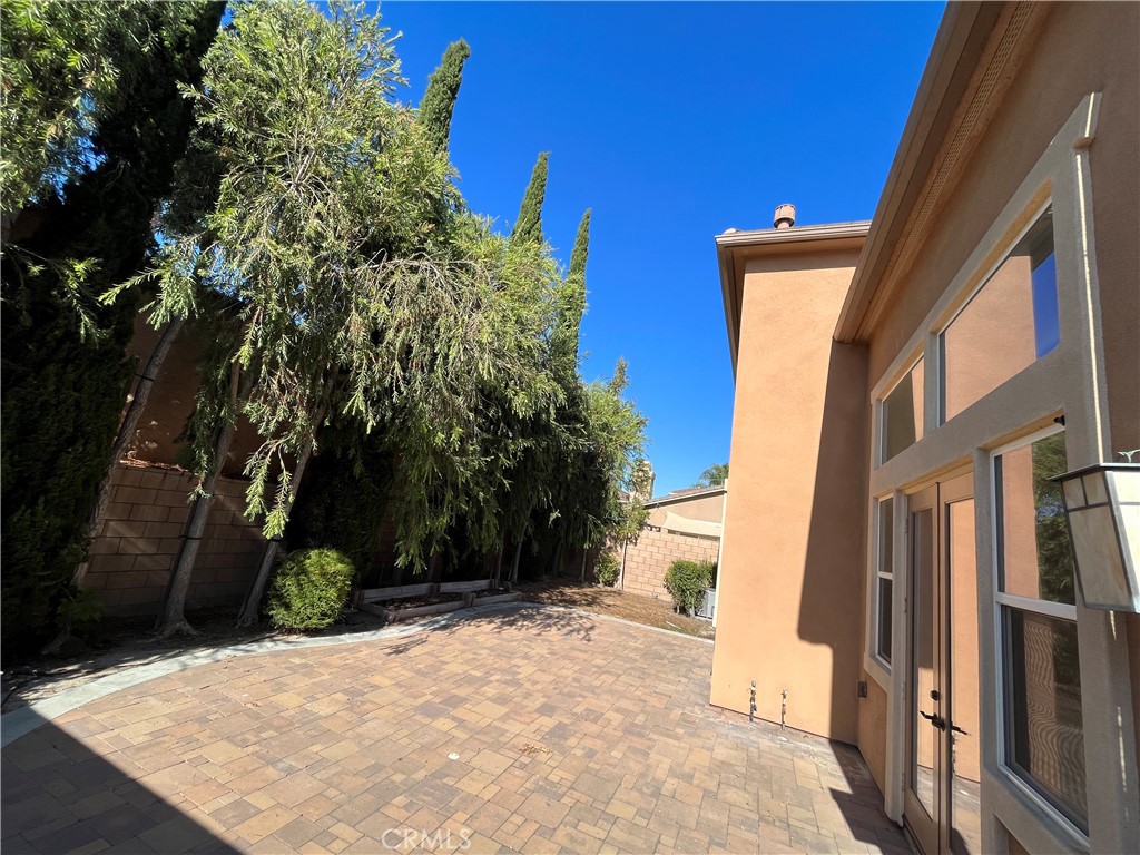 9053 Lemongrass Court