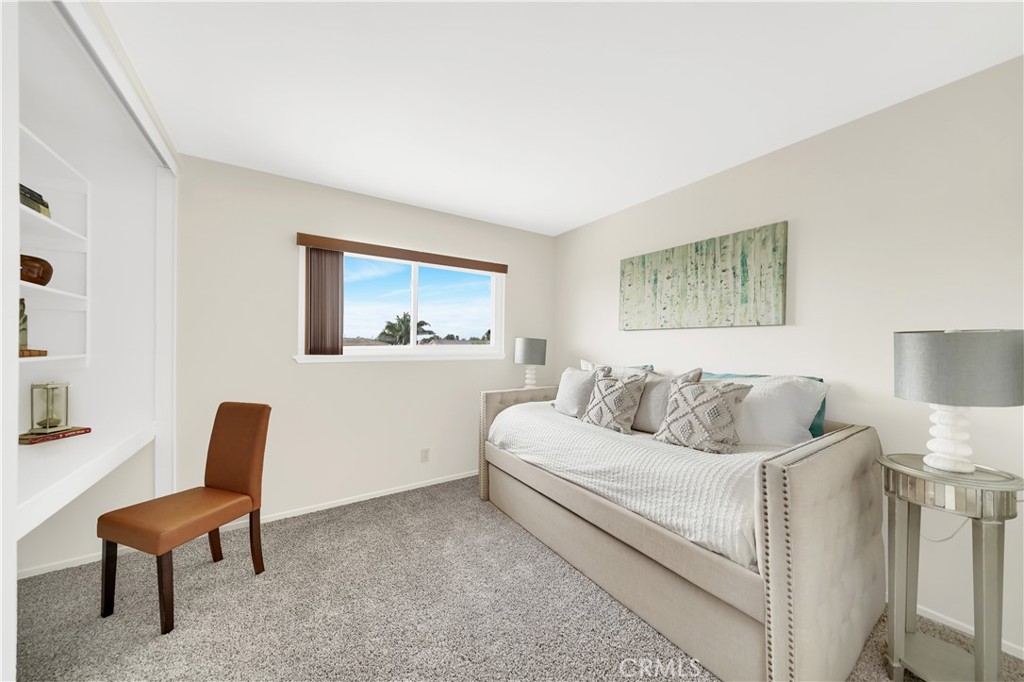 10950 San Leon Avenue