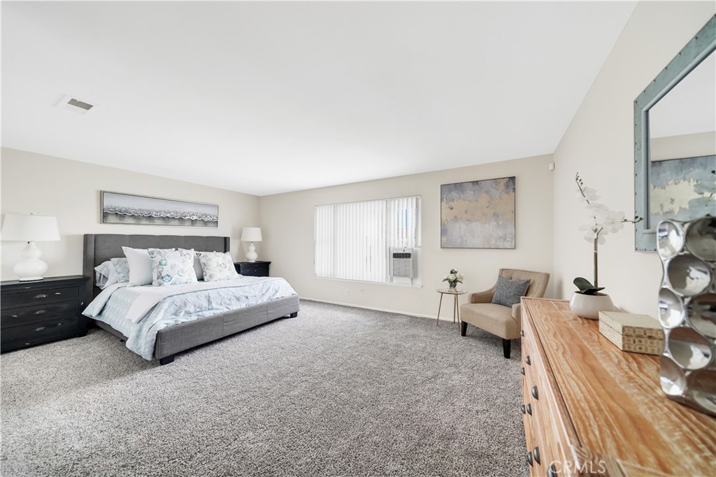 10950 San Leon Avenue