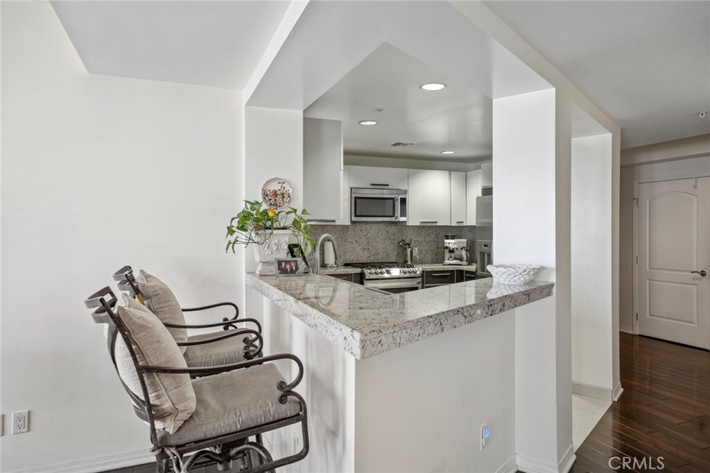 1257 Brockton Avenue 302