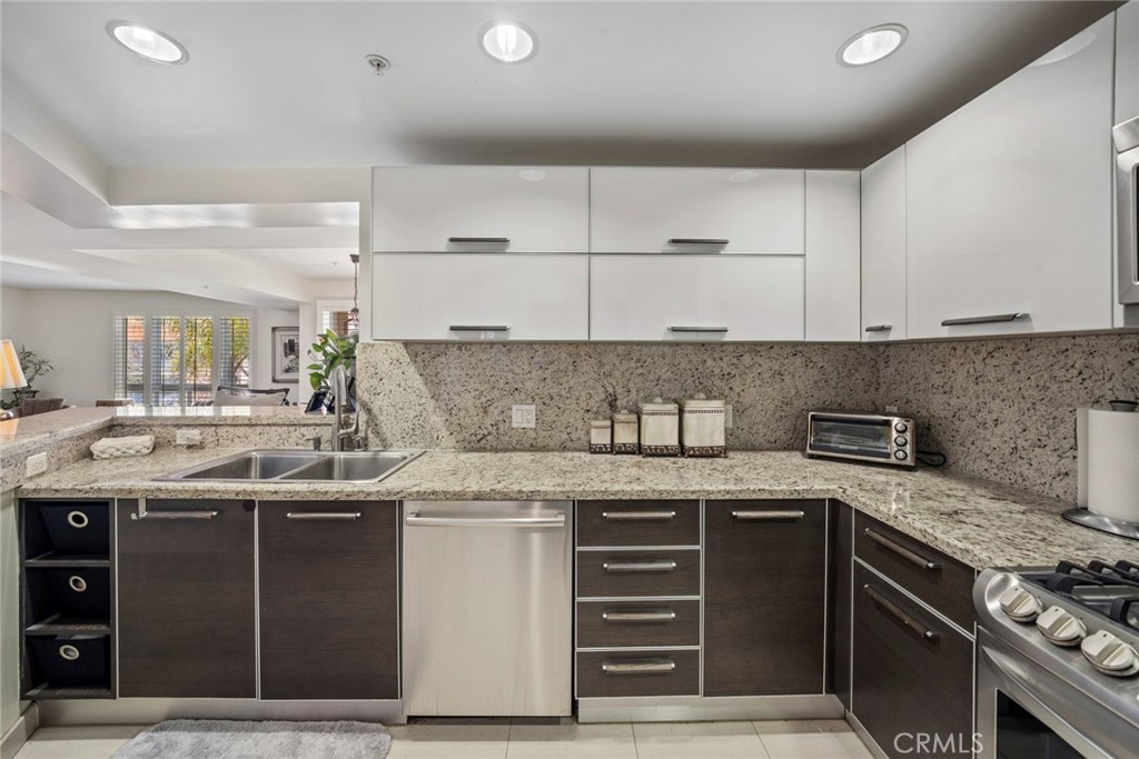 1257 Brockton Avenue 302