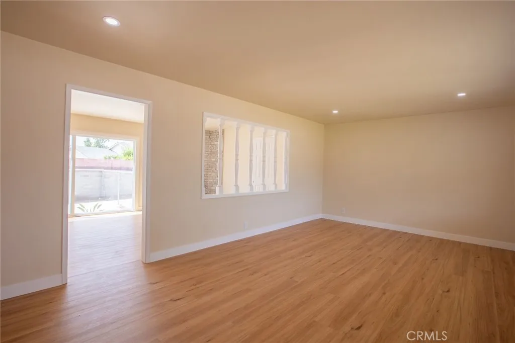 809 S Courson Drive
