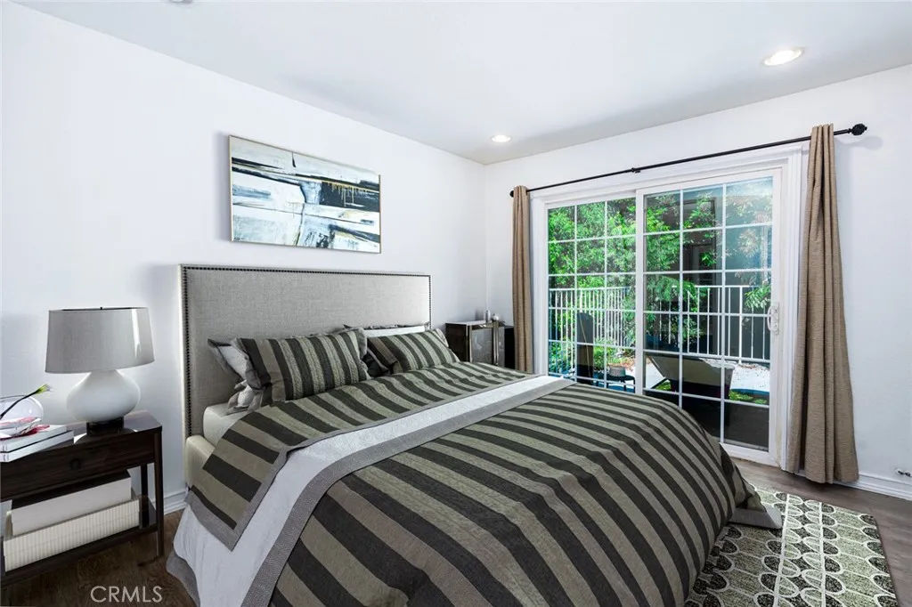 7385 E Calle Granada