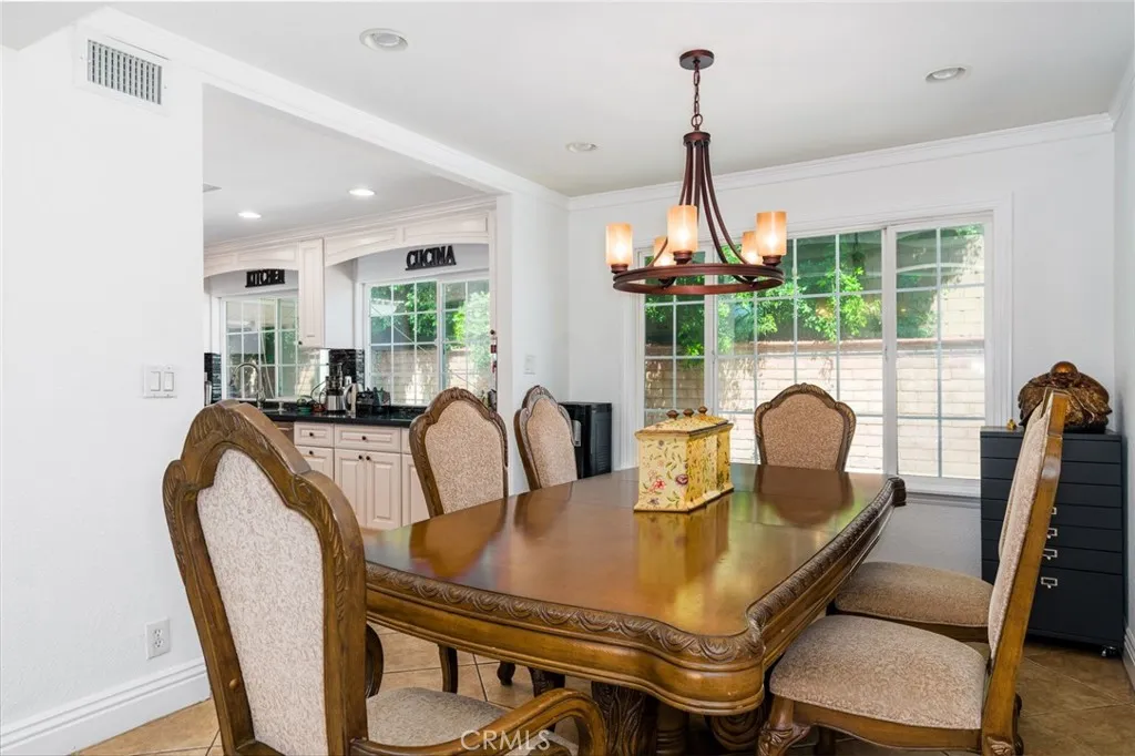 7385 E Calle Granada