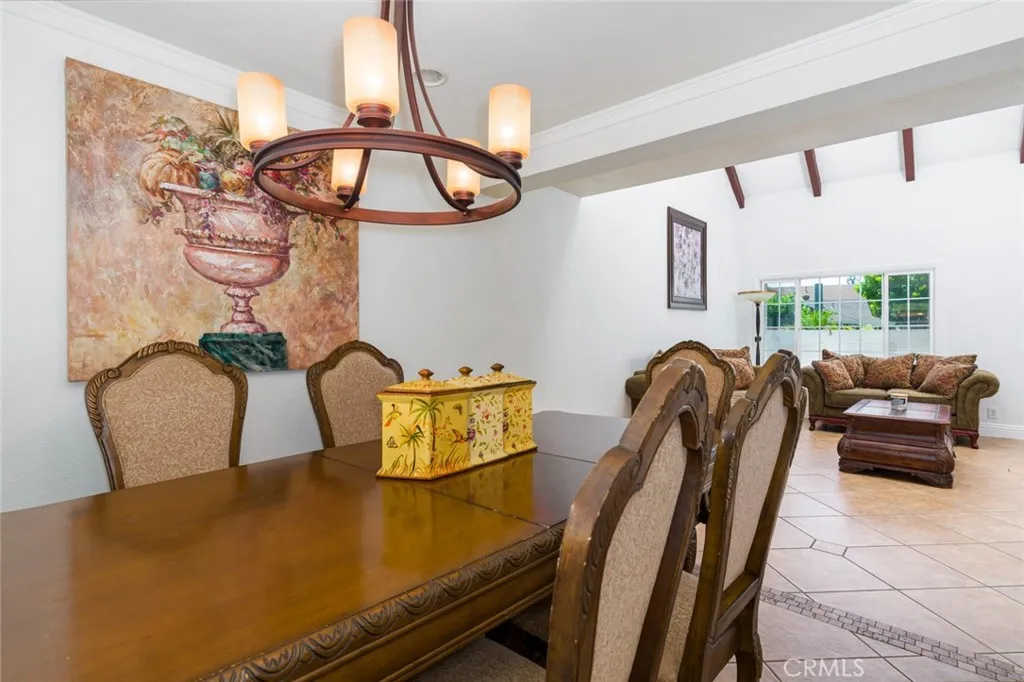 7385 E Calle Granada