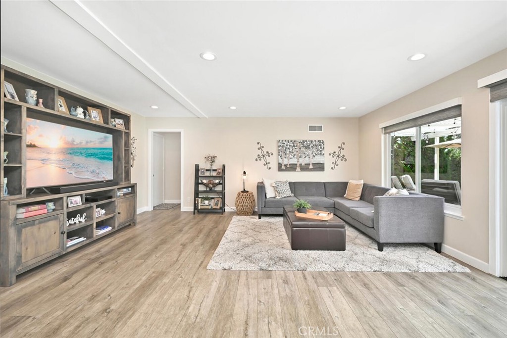 6712 Lawn Haven Drive