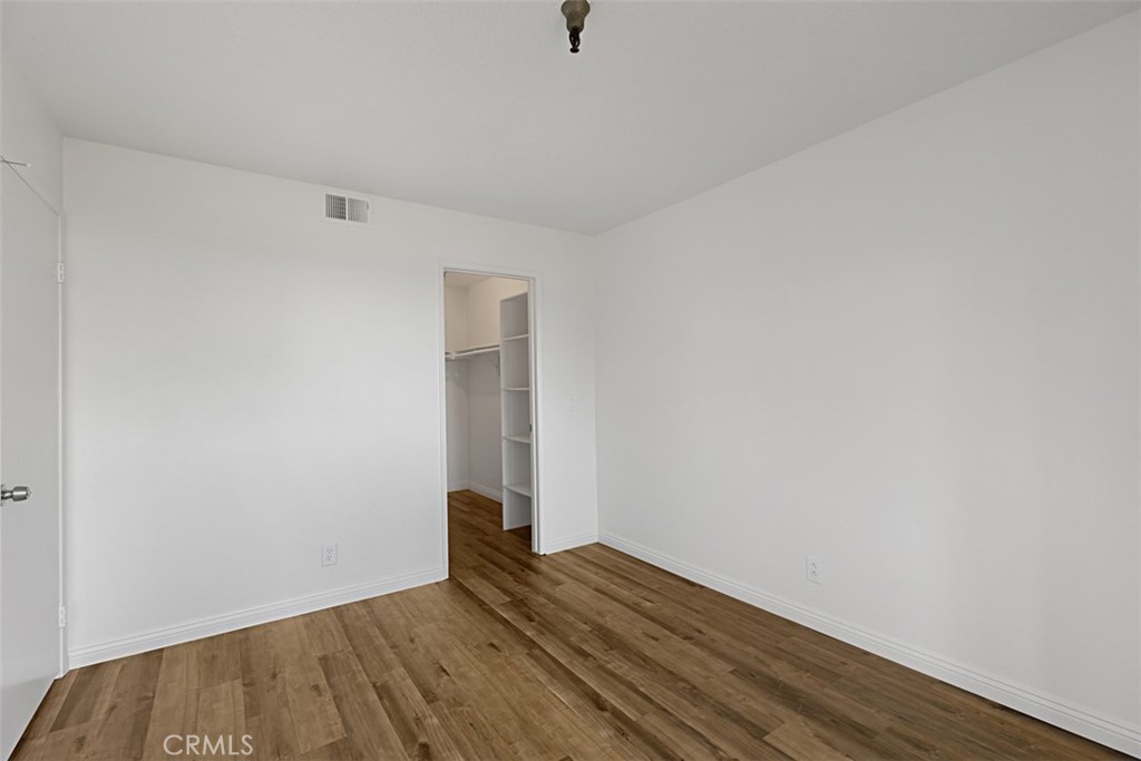 3830 Avenida Del Presidente 37