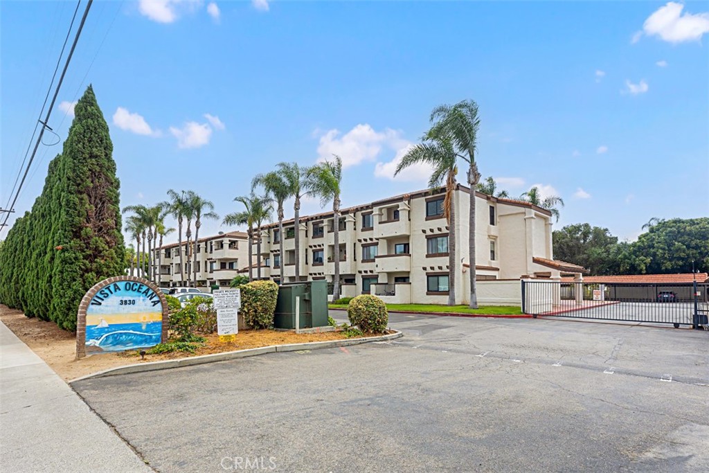 3830 Avenida Del Presidente 37