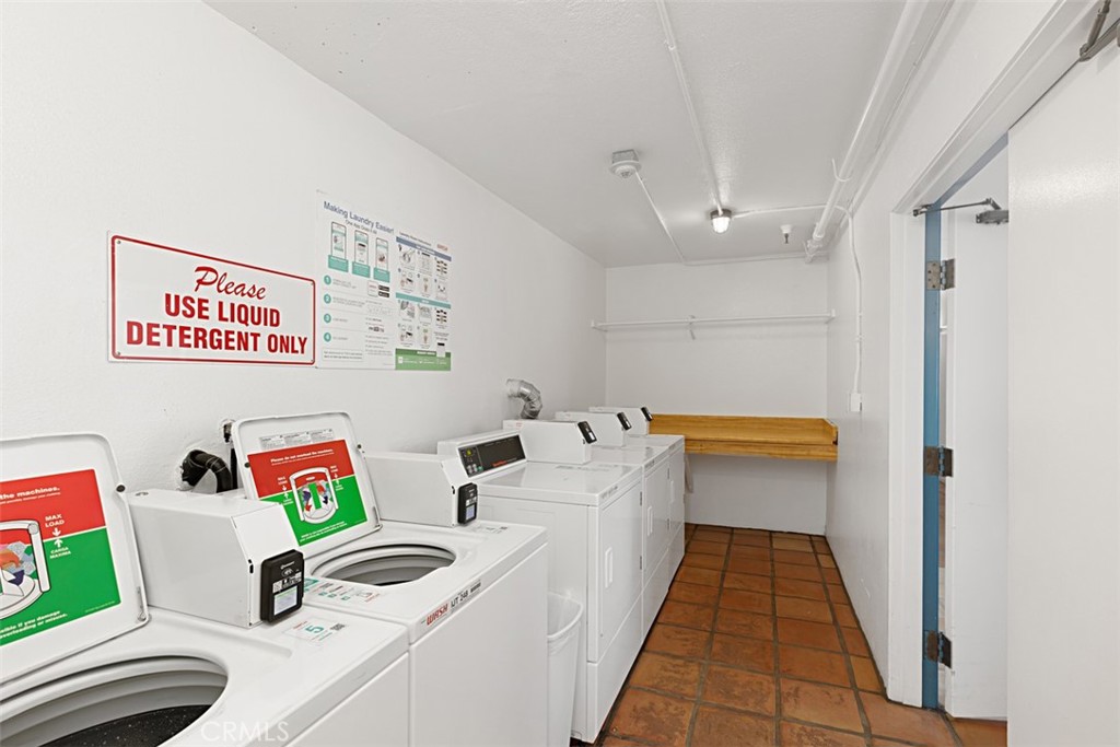 3830 Avenida Del Presidente 37