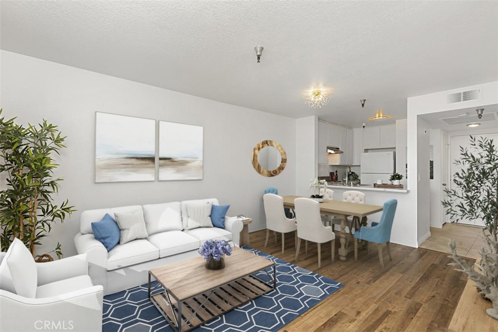 3830 Avenida Del Presidente 37