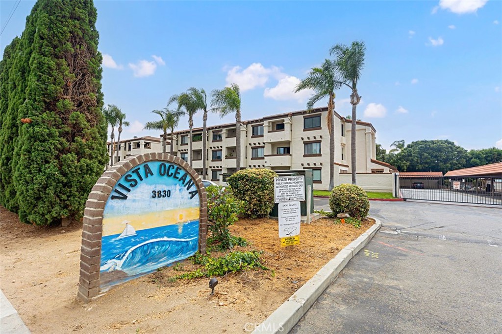 3830 Avenida Del Presidente 37