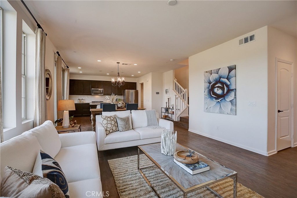 108 Jaripol Circle