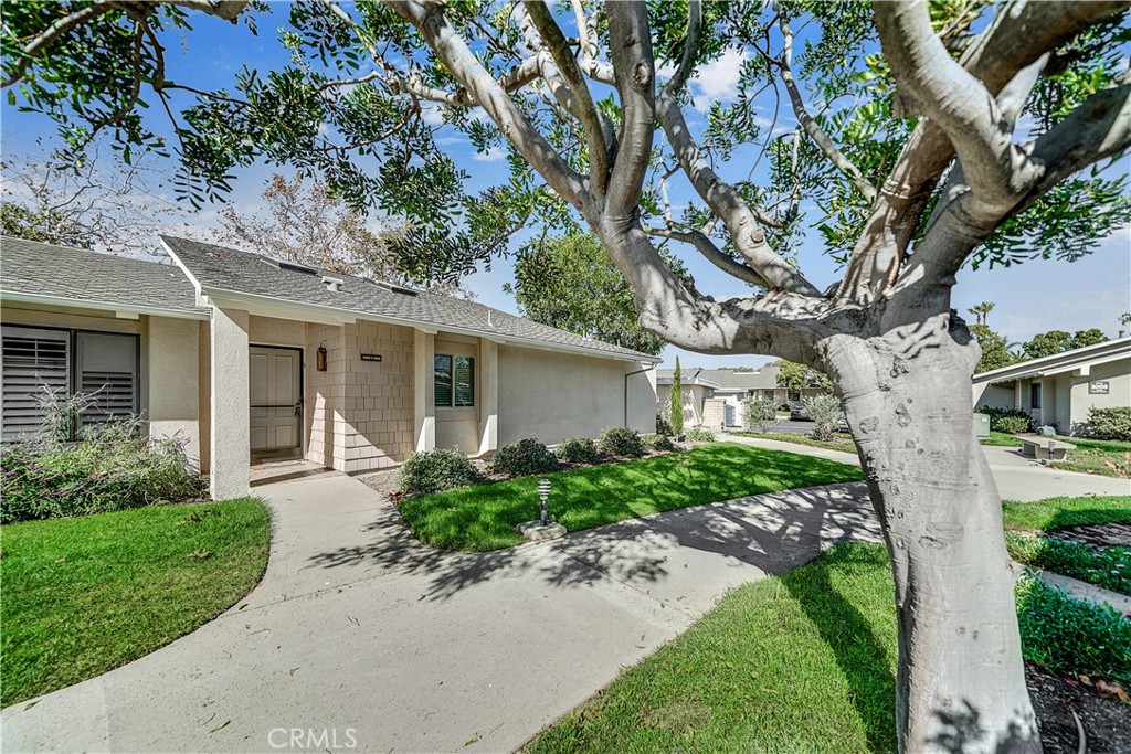 8605 Solano Circle 1006C