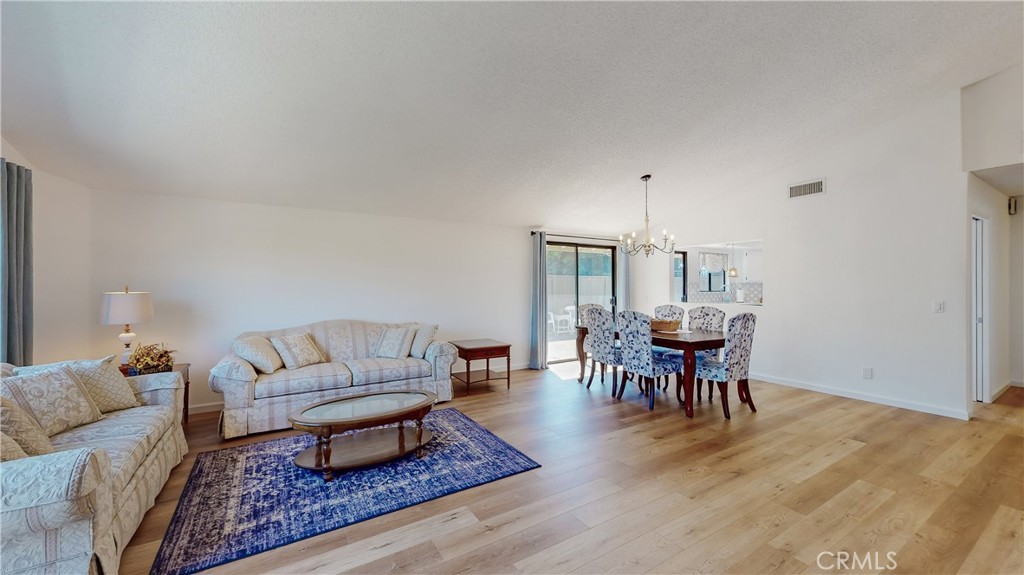 2335 E Greenview Drive