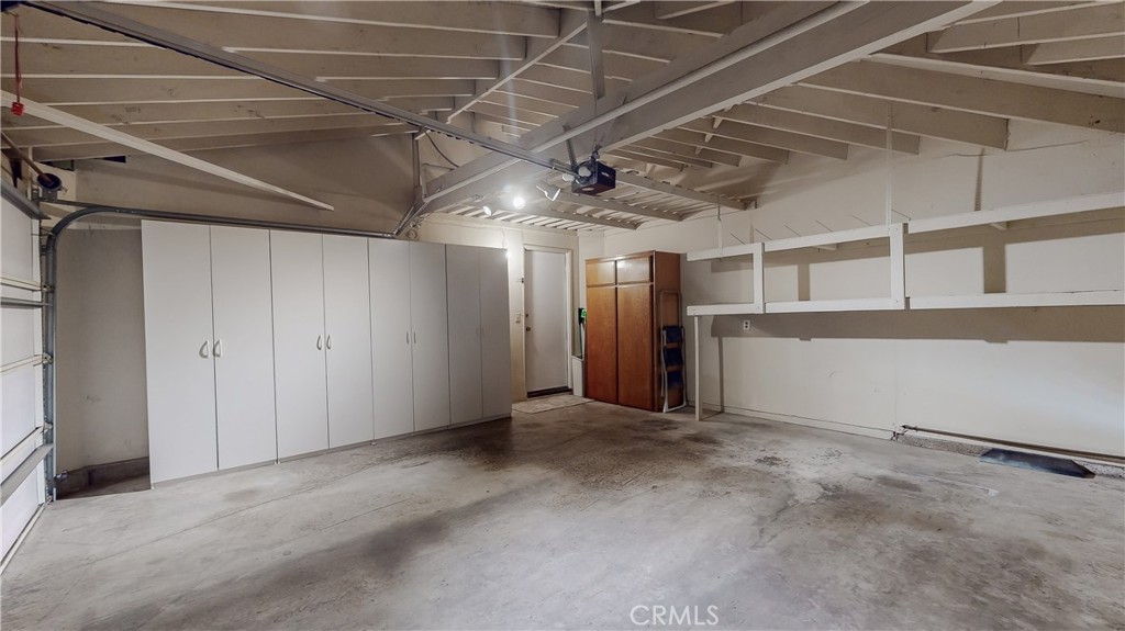 2335 E Greenview Drive