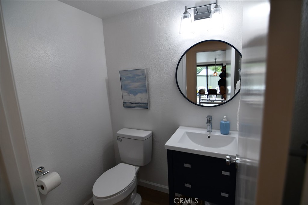 2335 E Greenview Drive