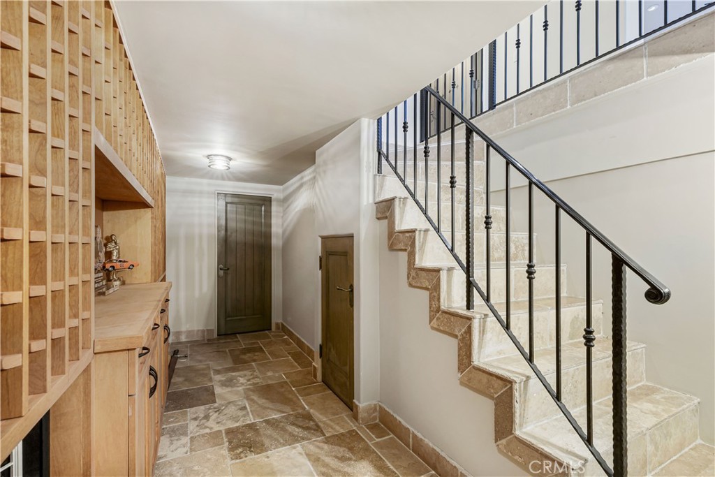 4255 Country Club Drive