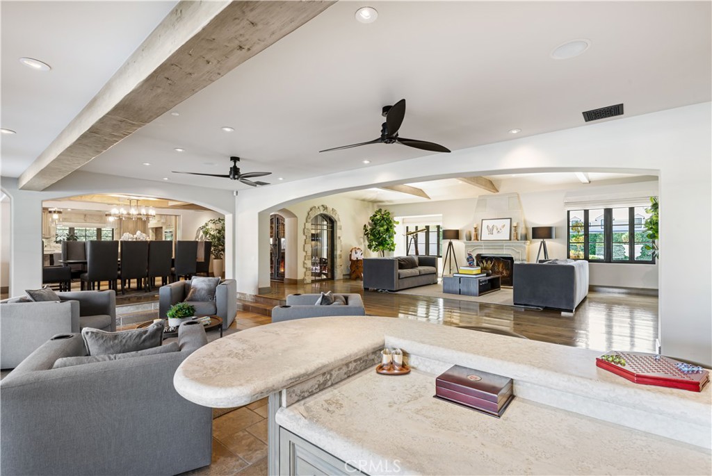 4255 Country Club Drive