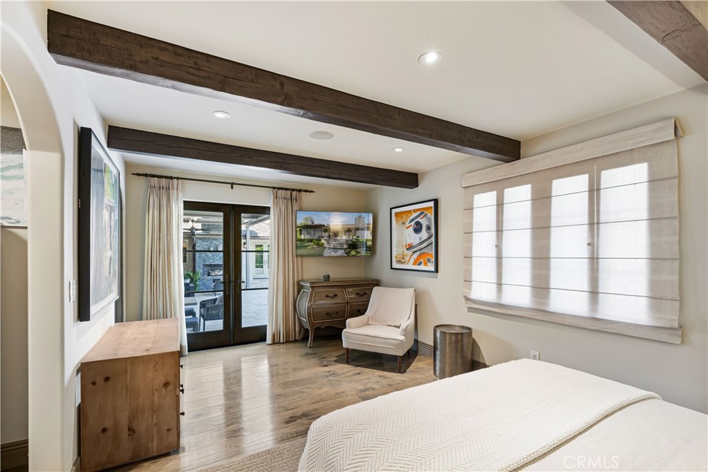 4255 Country Club Drive