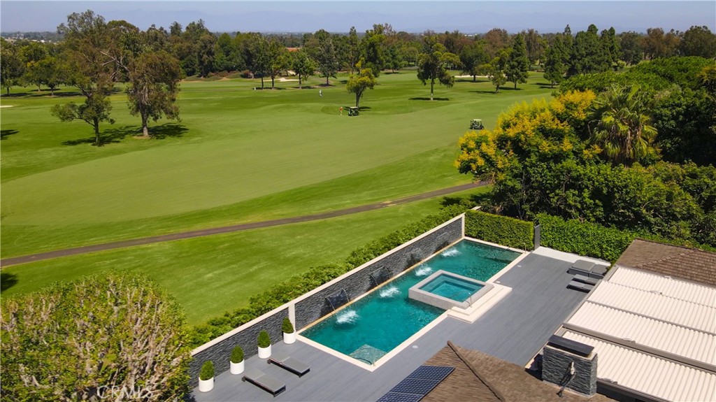 4255 Country Club Drive