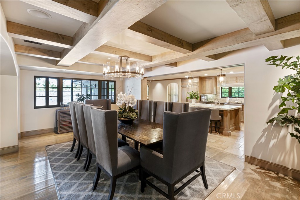 4255 Country Club Drive