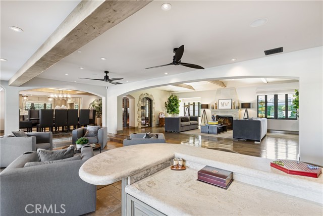 4255 Country Club DR