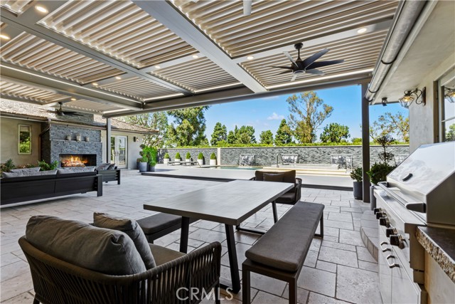 4255 Country Club DR