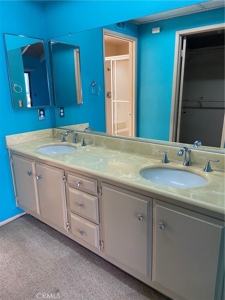 511 Westchester Place