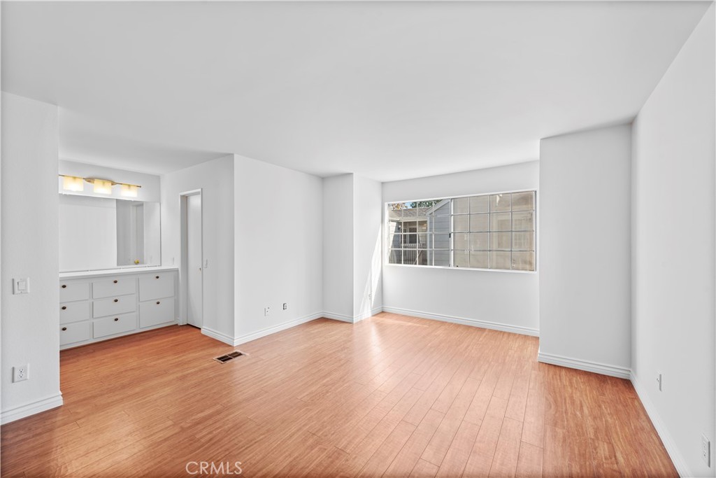 2390 W Orangethorpe Avenue 9