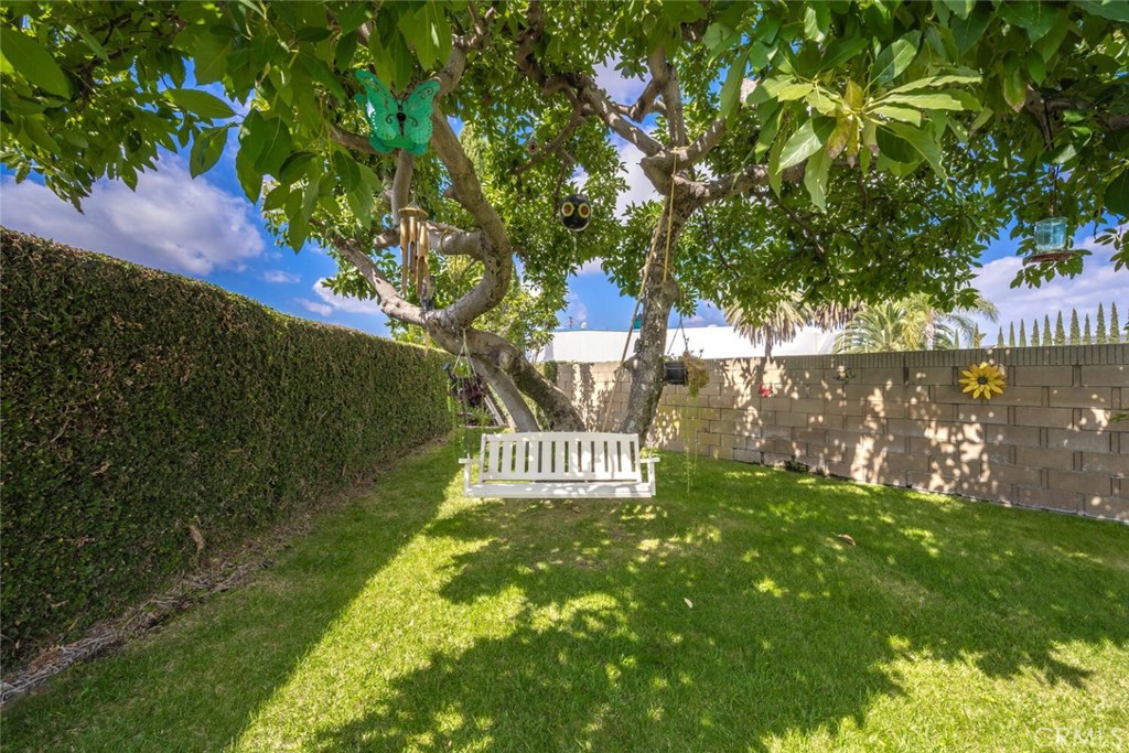 8441 Meadowlark Lane