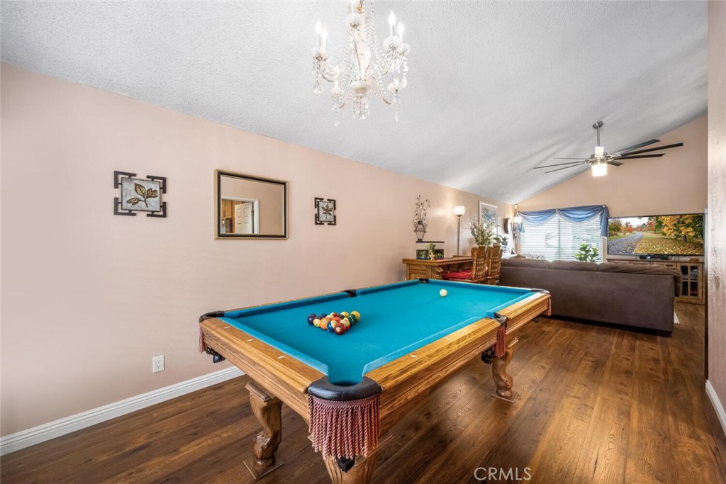 8441 Meadowlark Lane