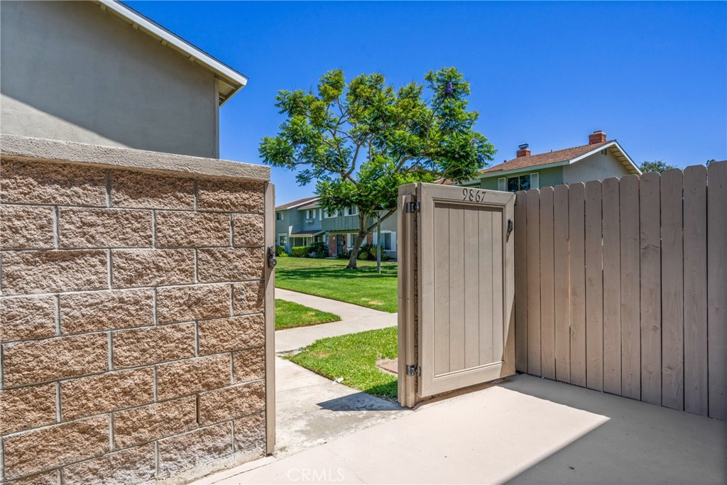 9867 Continental Drive