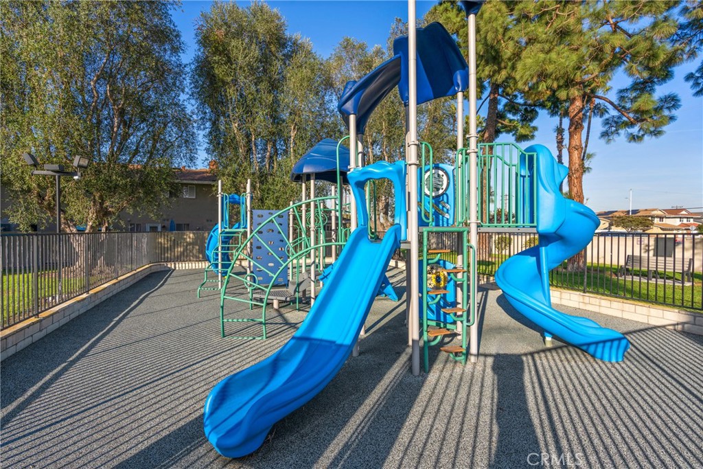 9908 Continental Drive